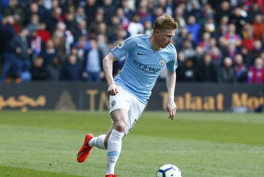 前锋关键射门锁定胜局